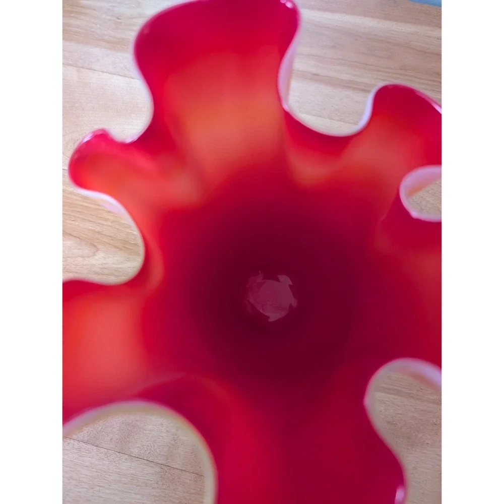 Pier 1 Imports Glass Vase Handkerchief Style Red‎ White with Yellow Stripes
